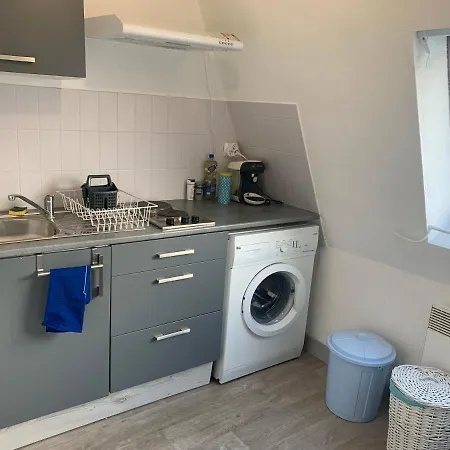 Διαμέρισμα Joli Avec Garage Prive